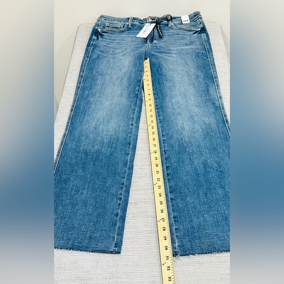 Judy Blue Straight Fit Jeans Women's 15/32 Mid Rise Raw Hem Stretch NWT - Picture 8 of 13